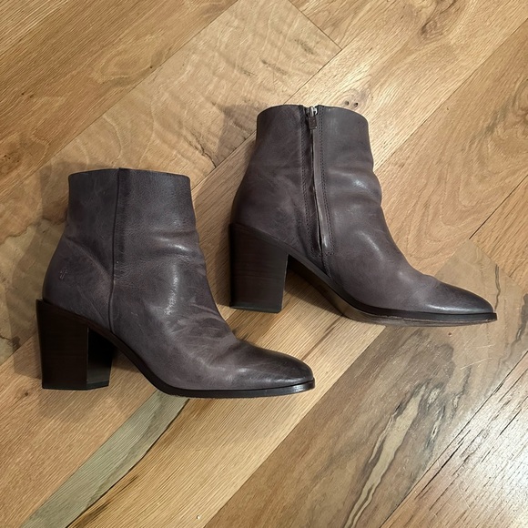 Frye Georgia Boot Graphite - Picture 4 of 9